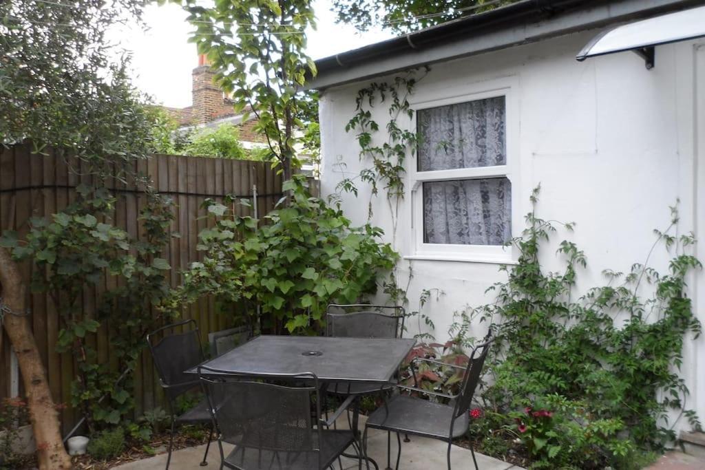 Bubblesbnb, 1 Bedroom Flat ロンドン エクステリア 写真